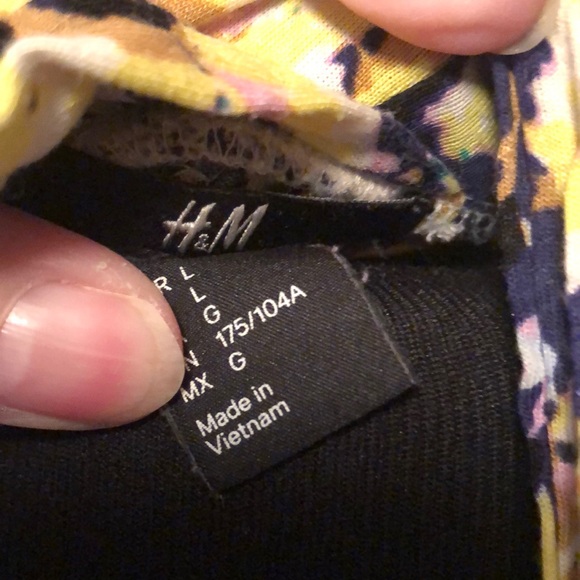 H&M multicolored asymmetrical tiered sundress - Picture 2 of 6